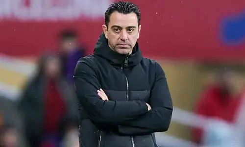 4 أسباب وراء حظوظ برشلونة بتراجع تشافي