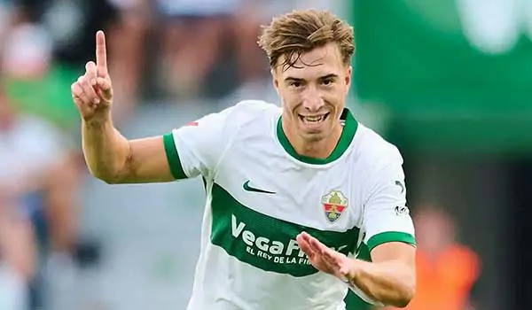 القنوات الناقلة لمباراة إشبيلية وإلتشي 12-9-2025 الدوري الإسباني يلا شوت