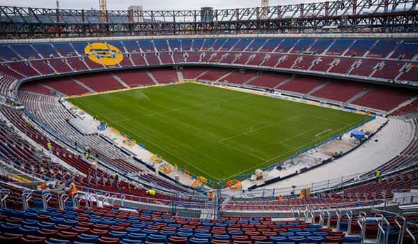 موعد عودة برشلونة المنتظرة إلى ملعبه كامب نو